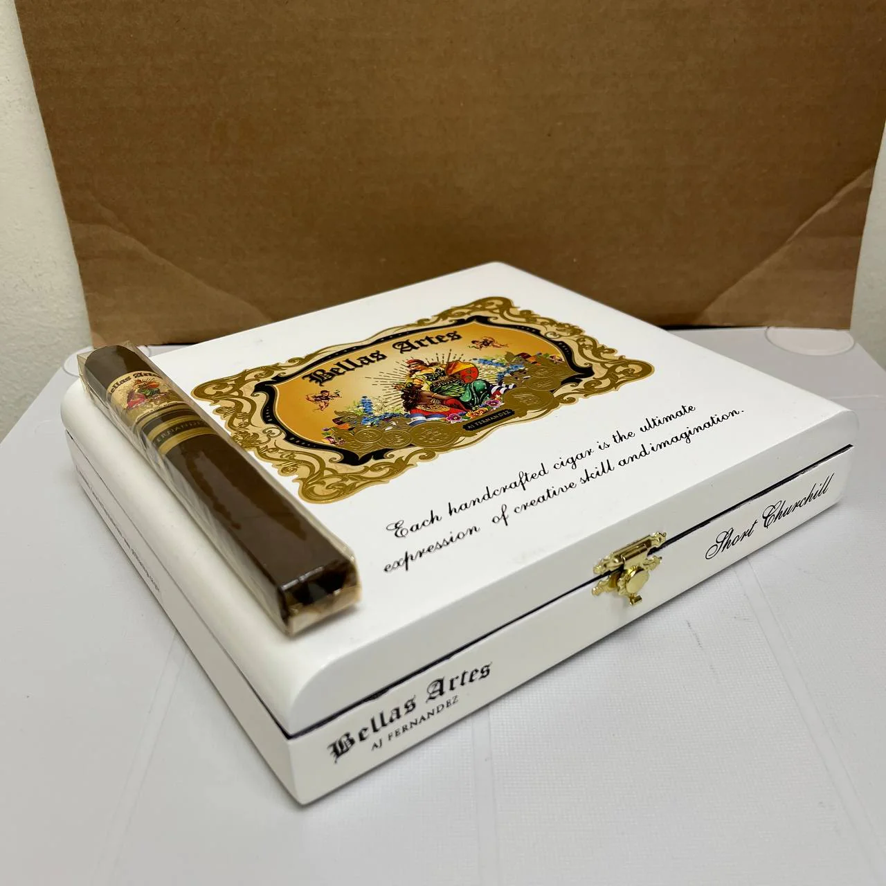 AJ Fernandez Bellas Artes Brazil Maduro Short Churchill - Image 4