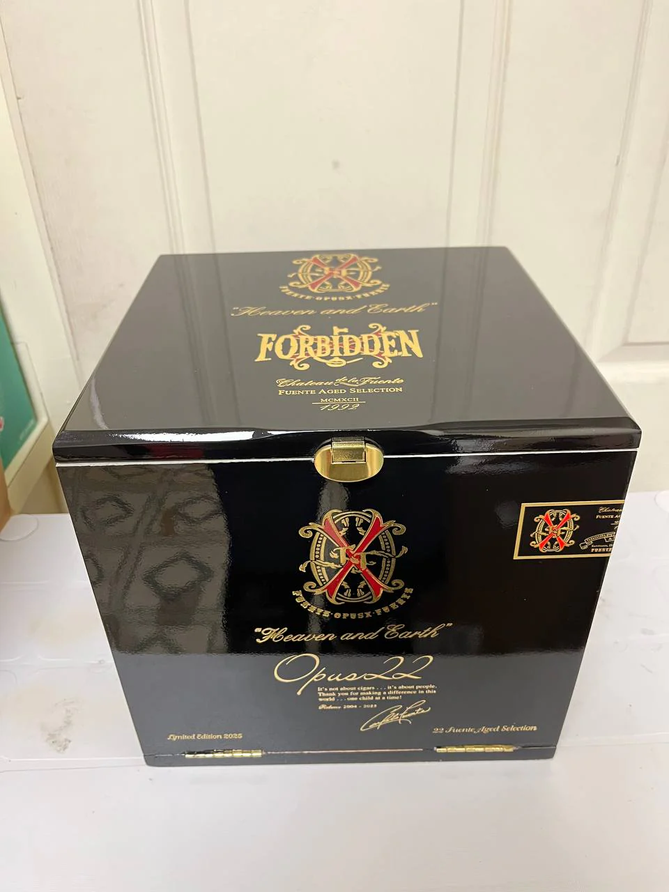 Arturo Fuente Opus 22 - Image 2
