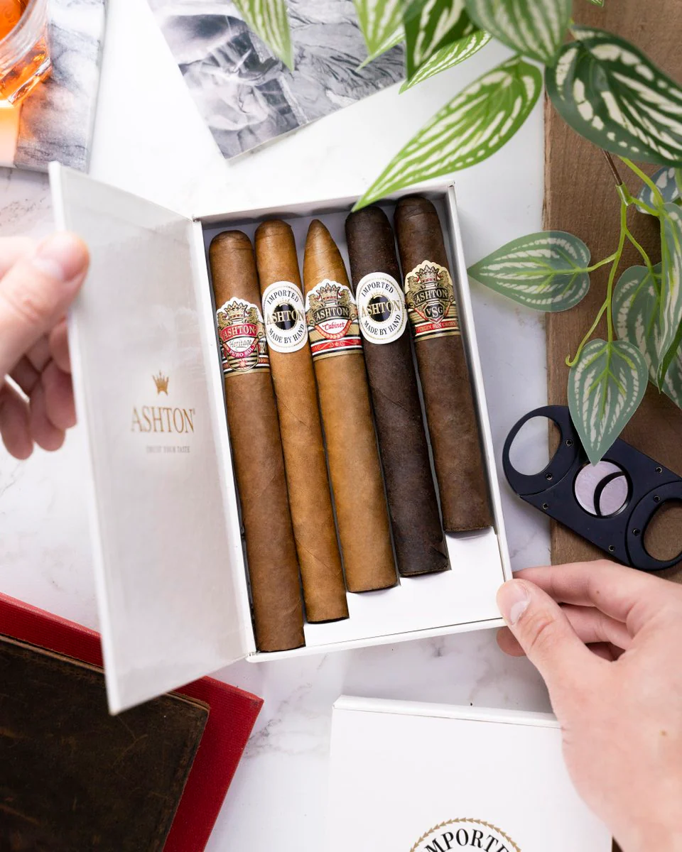 Ashton 5-cigar Sampler - Image 4
