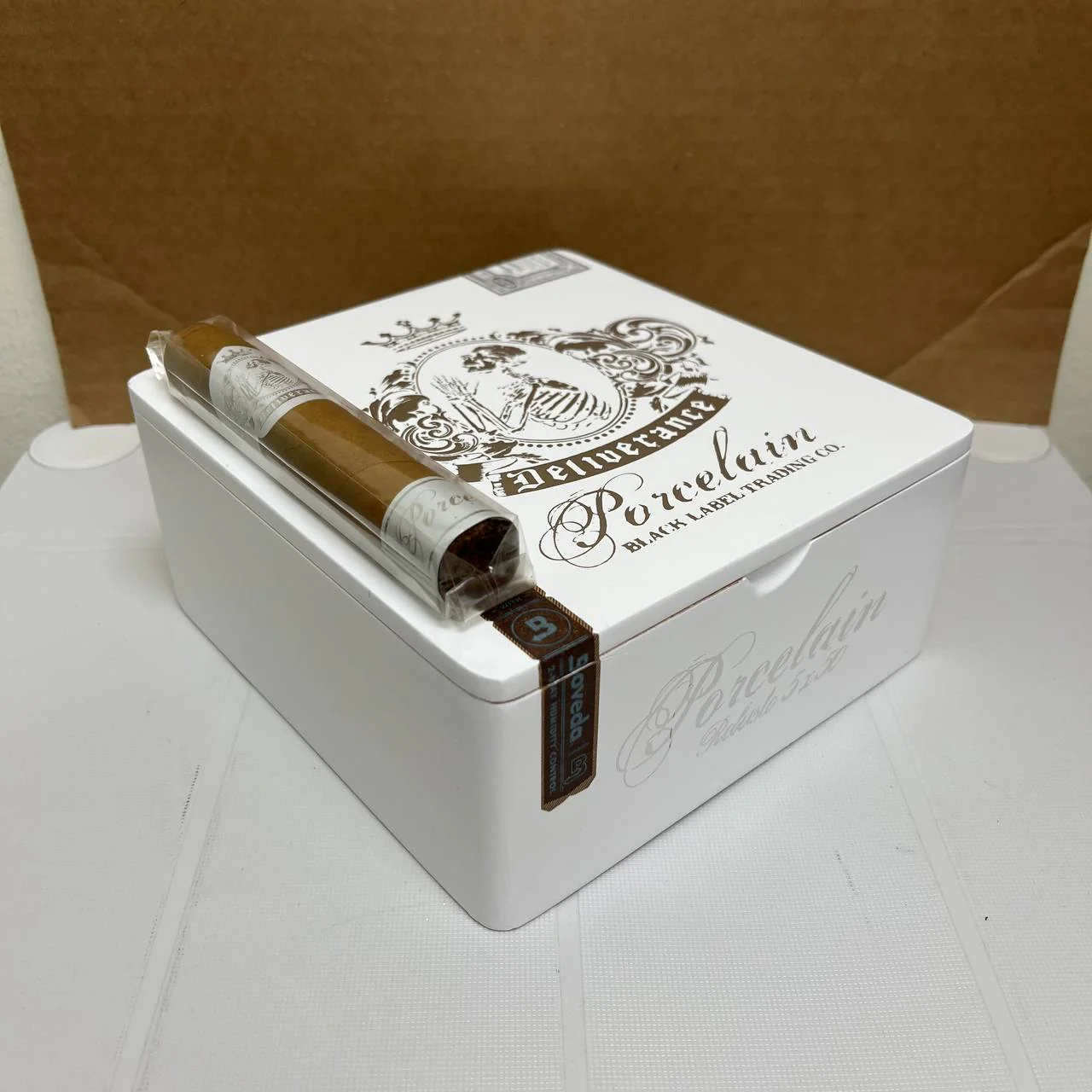 Black Label Trading Deliverance Porcelain Robusto - Image 4