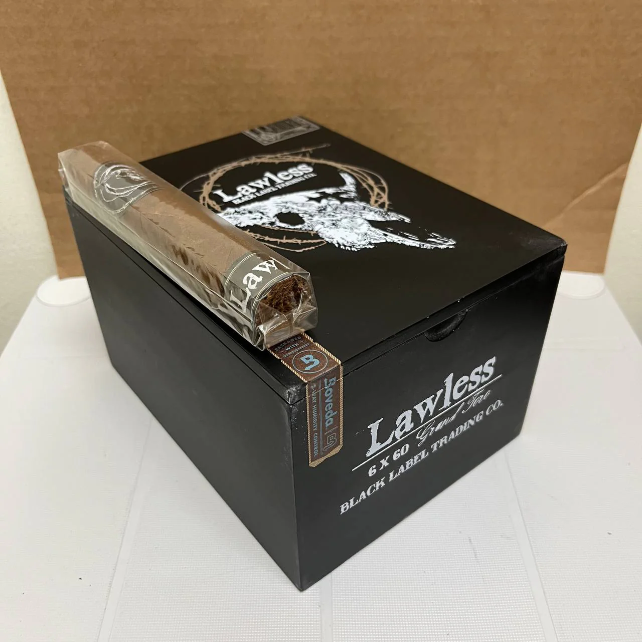 Black Label Trading Lawless Grand Toro - Image 4
