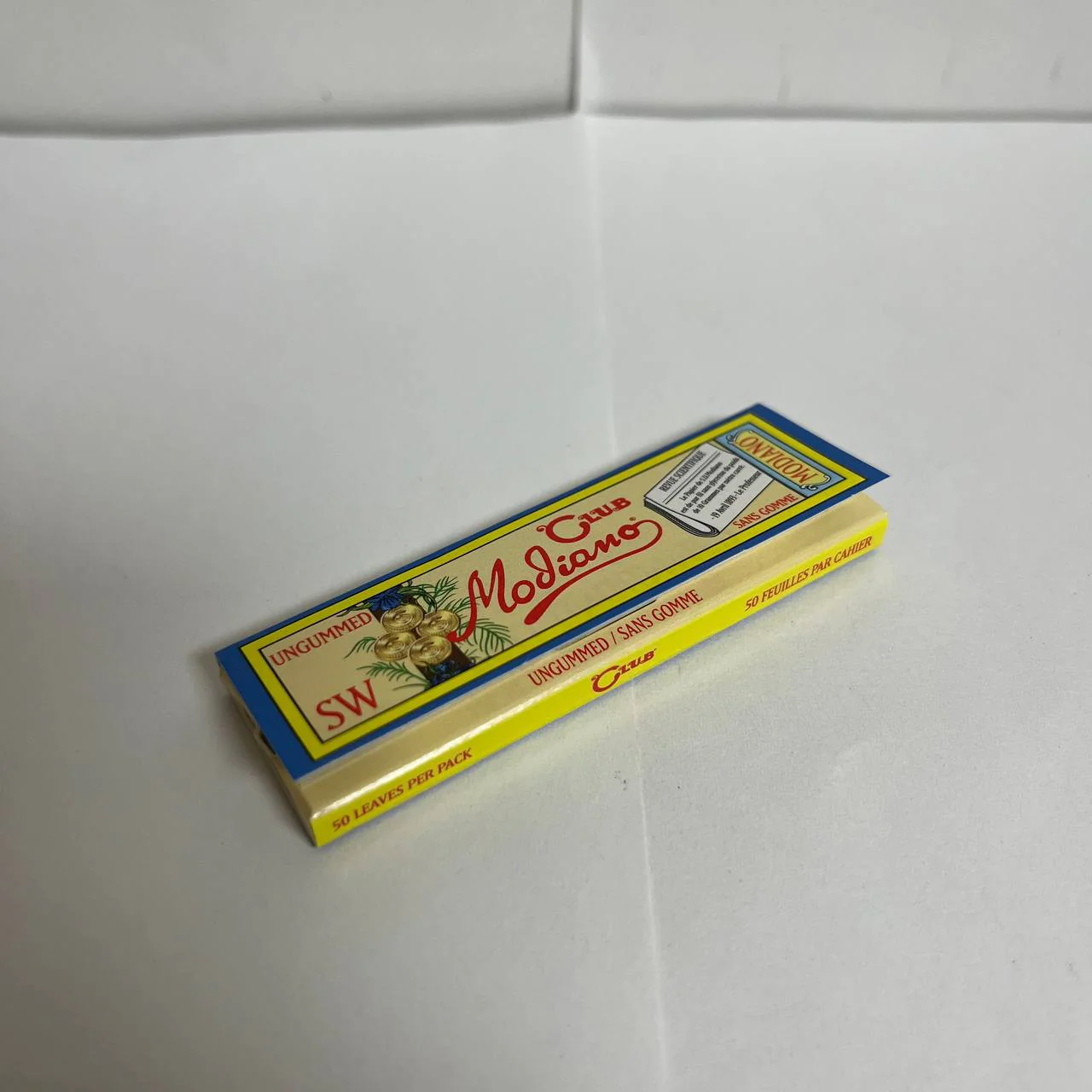 Club Single Wide Modiano Bistro Papers 50ct