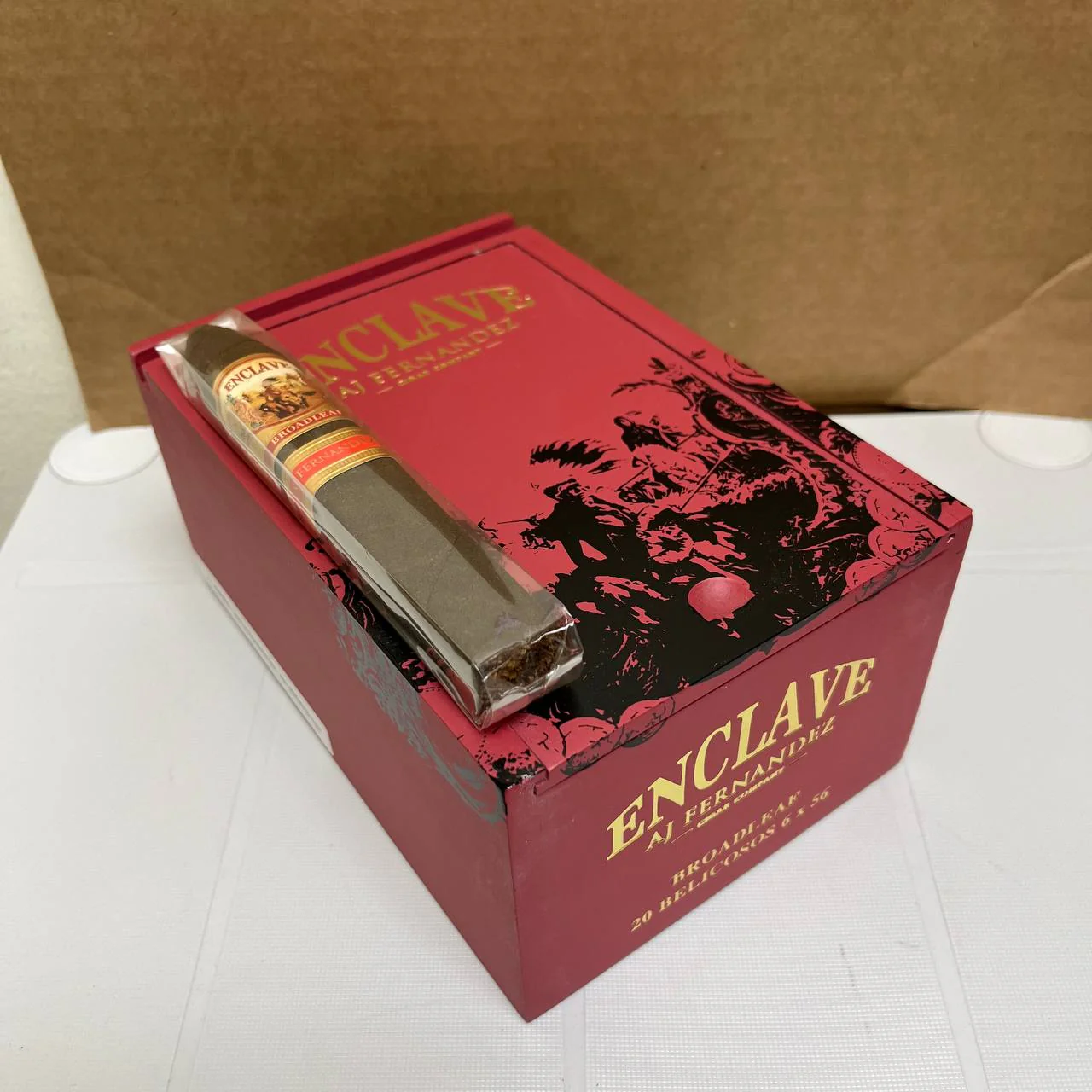 Enclave Broadleaf by AJ Fernandez Belicoso - Image 4
