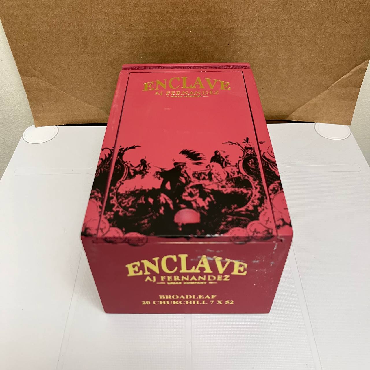 Enclave Broadleaf by AJ Fernandez Churchill - Image 4