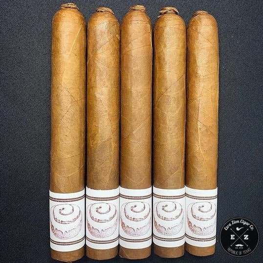 Ezra Zion Cinnamon Rolls & Icing Toro