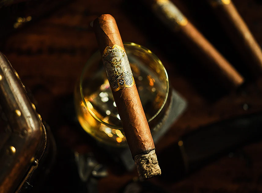 Gurkha San Miguel Petit Corona - Image 5