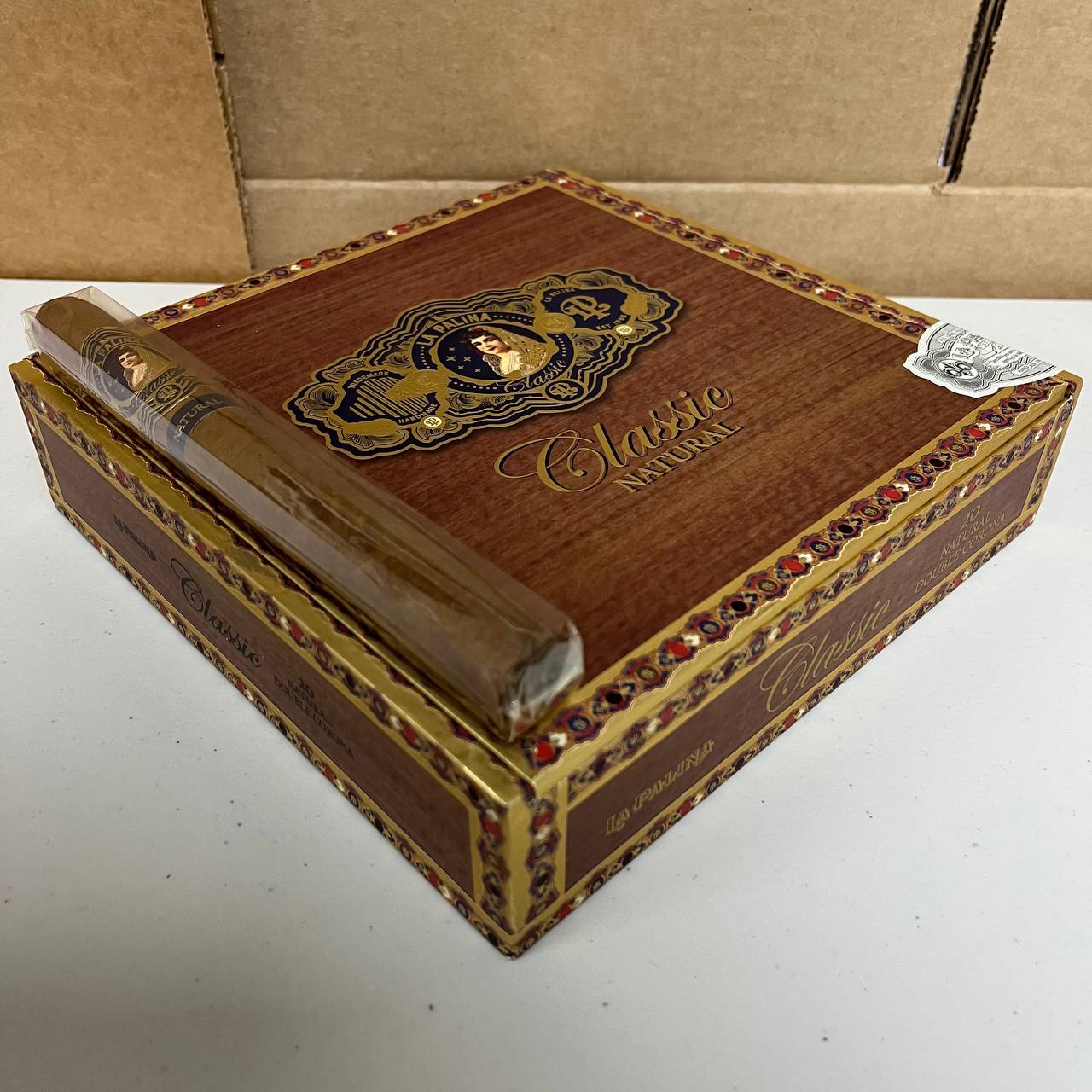 La Palina Classic Natural Double Corona