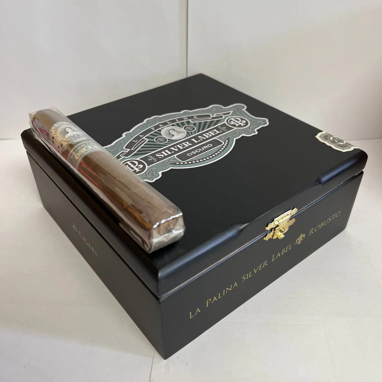 La Palina Silver Label Robusto