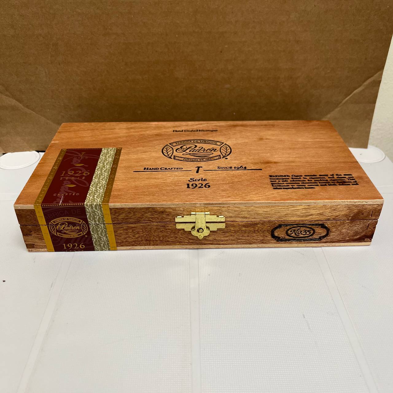 Padron 1926 Series No. 35 Petite Corona Natural - Image 7