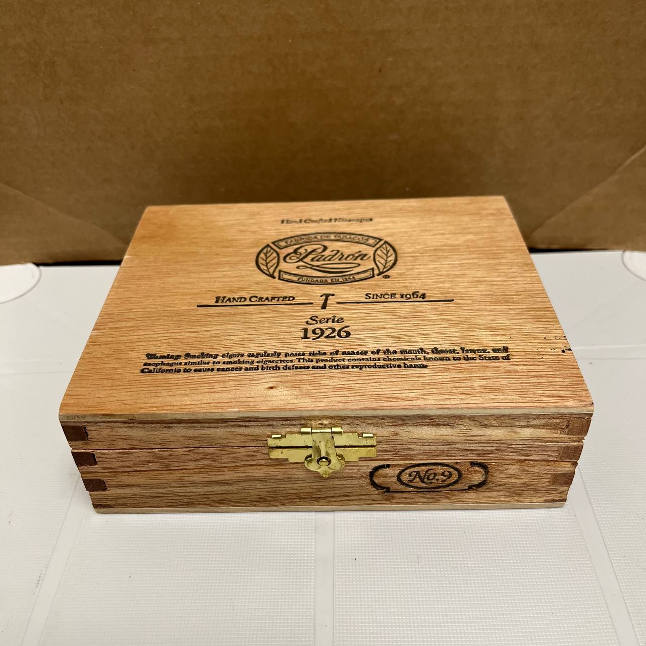 Padron 1926 Series No. 9 Robusto Natural - Image 11