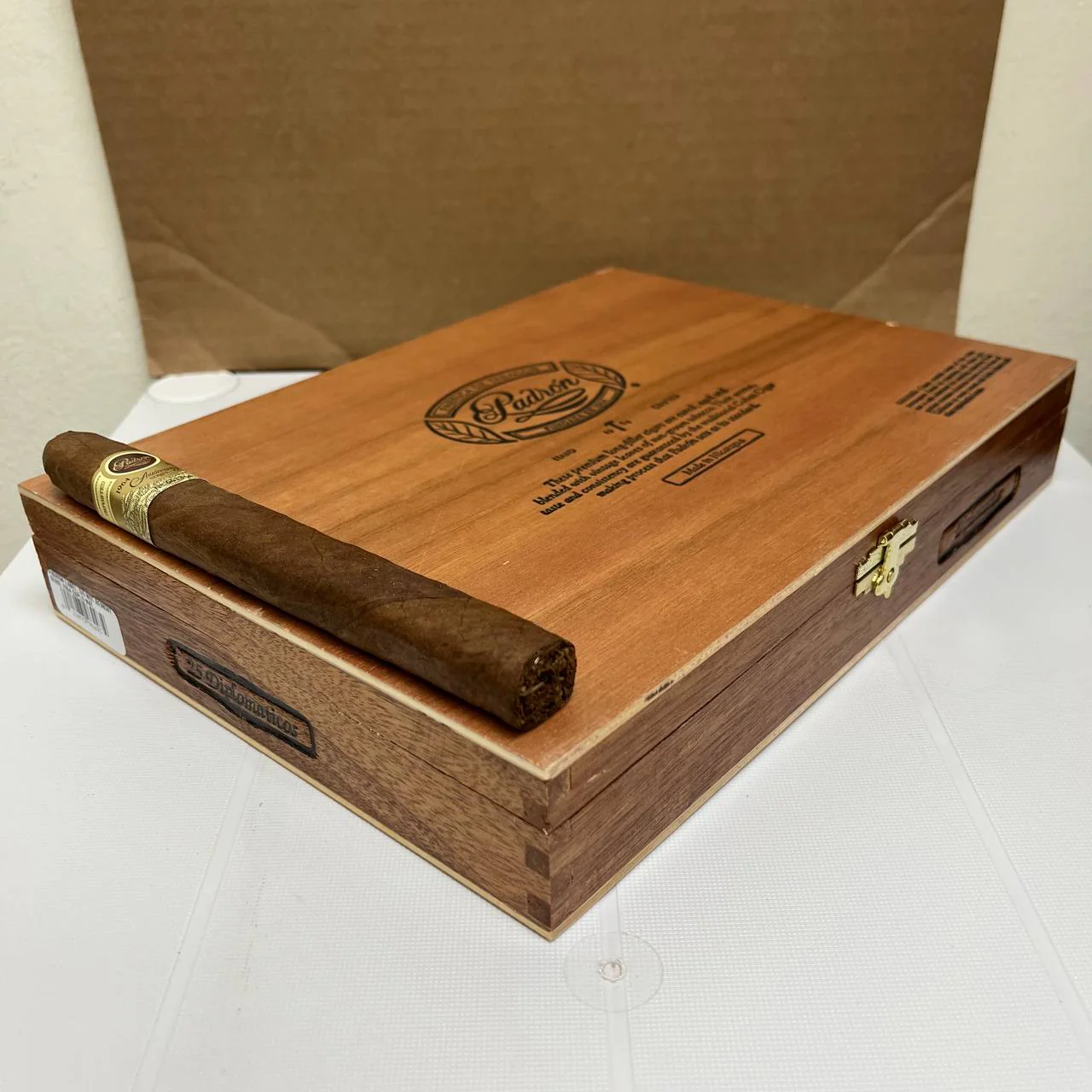 Padron 1964 Anniversary Diplomatico Churchill Natural - Image 6
