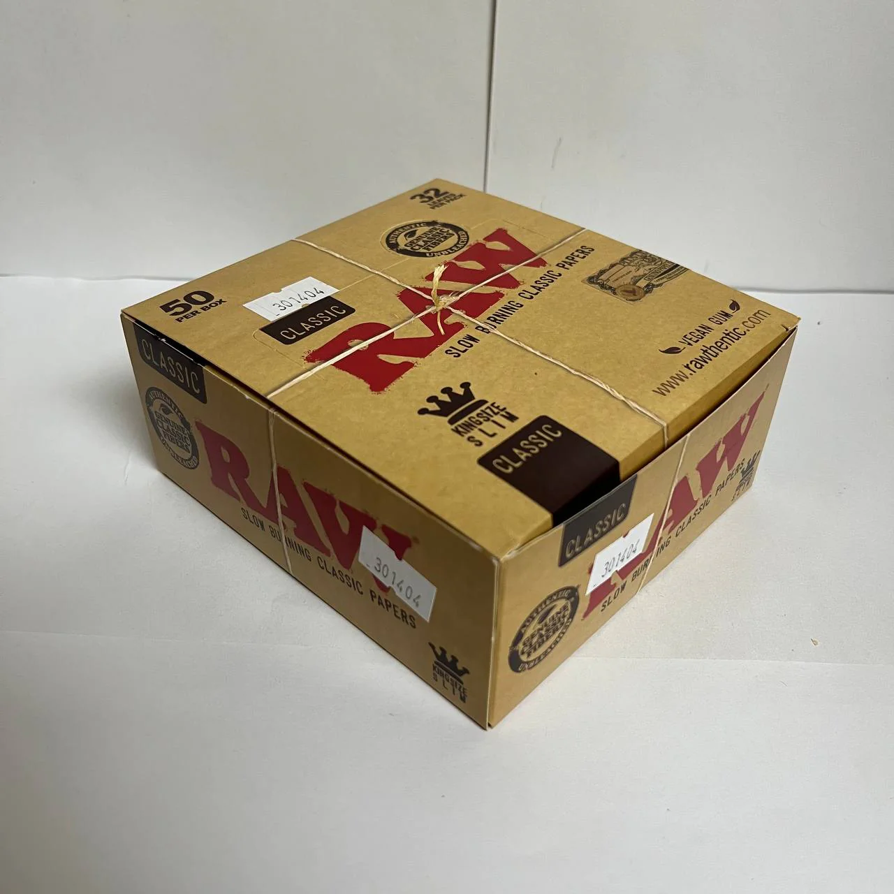 Raw Classic King Size Slim Rolling Papers 32ct - Image 2