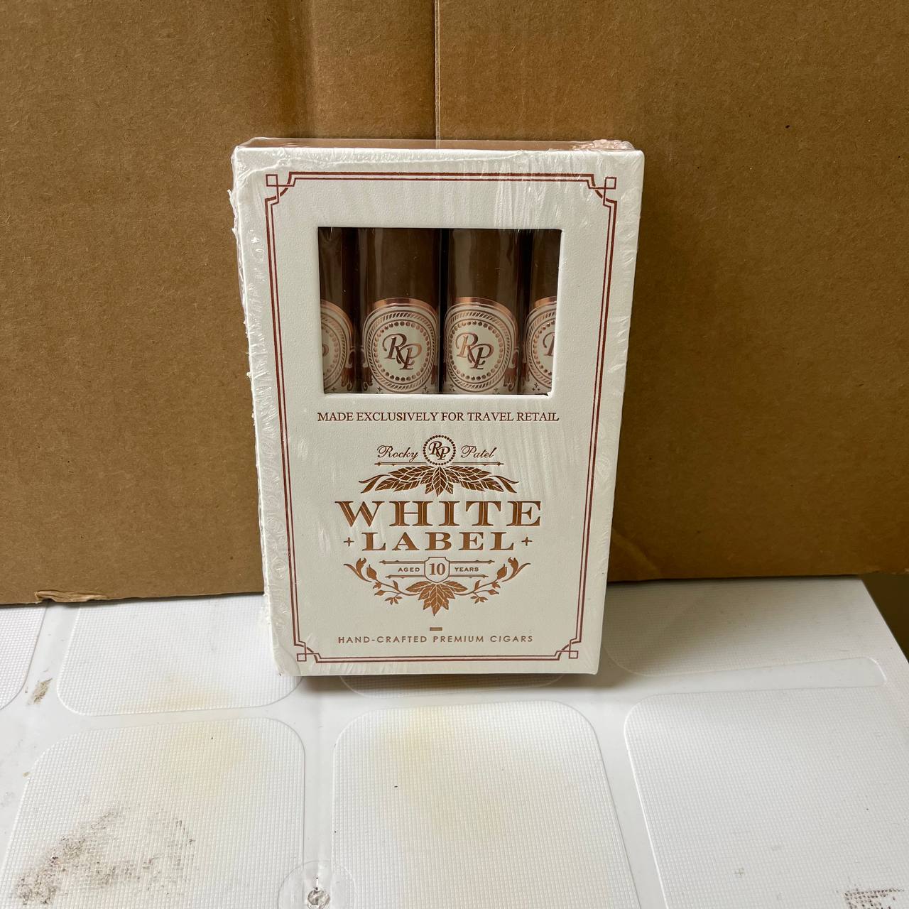 Rocky Patel White Label Gift Box - Image 2