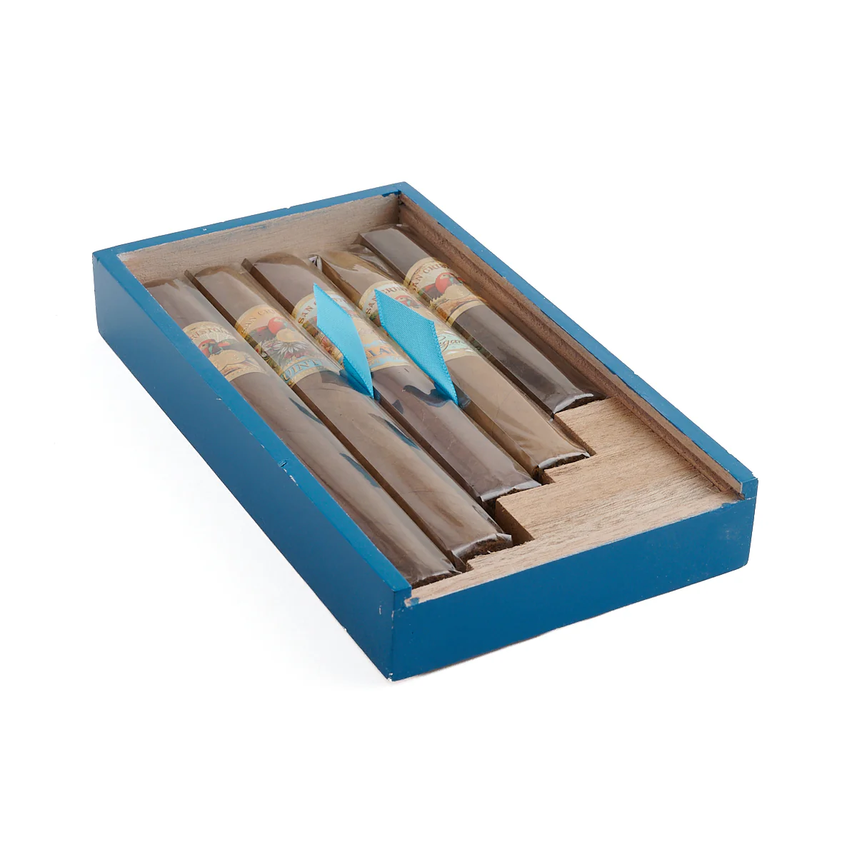 San Cristobal 5-Cigar Sampler - Image 3