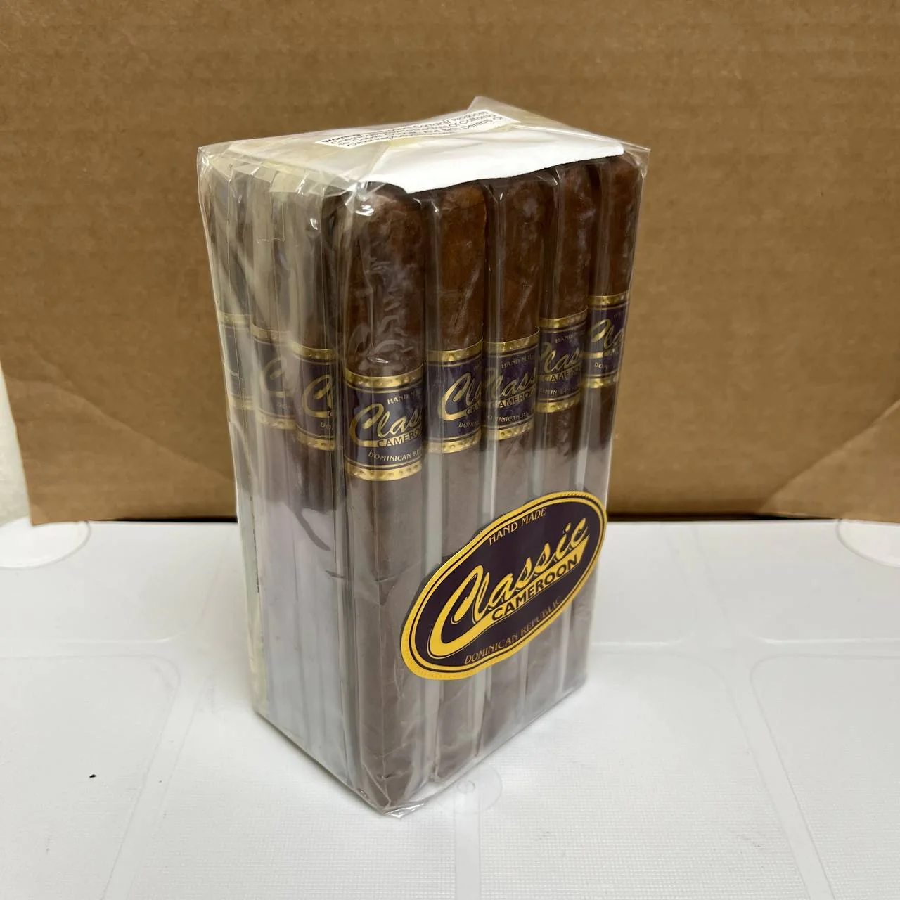 United Classic Cameroon Corona - Image 4